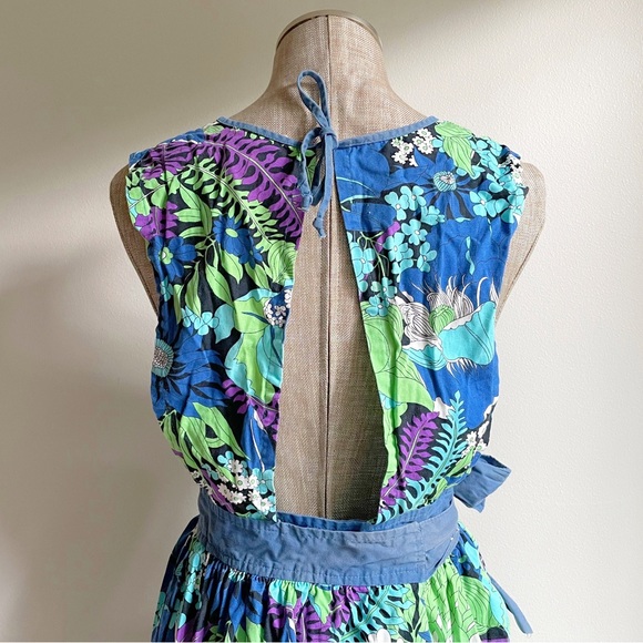 Blue Floral Vintage Pinafore Apron - Picture 9 of 17